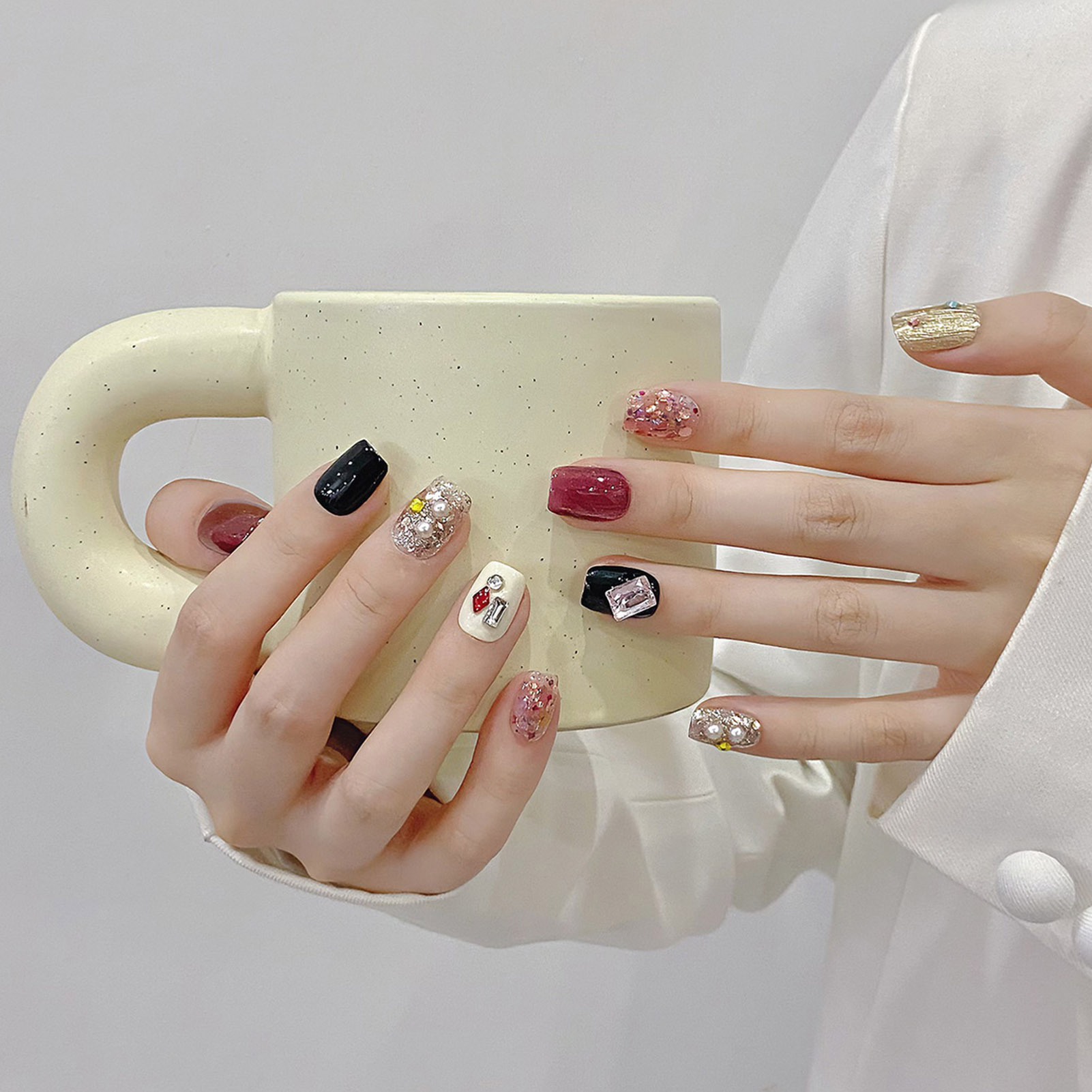 Handmade Press on Nails Glitte - огляд і ціна Resin Craft Material